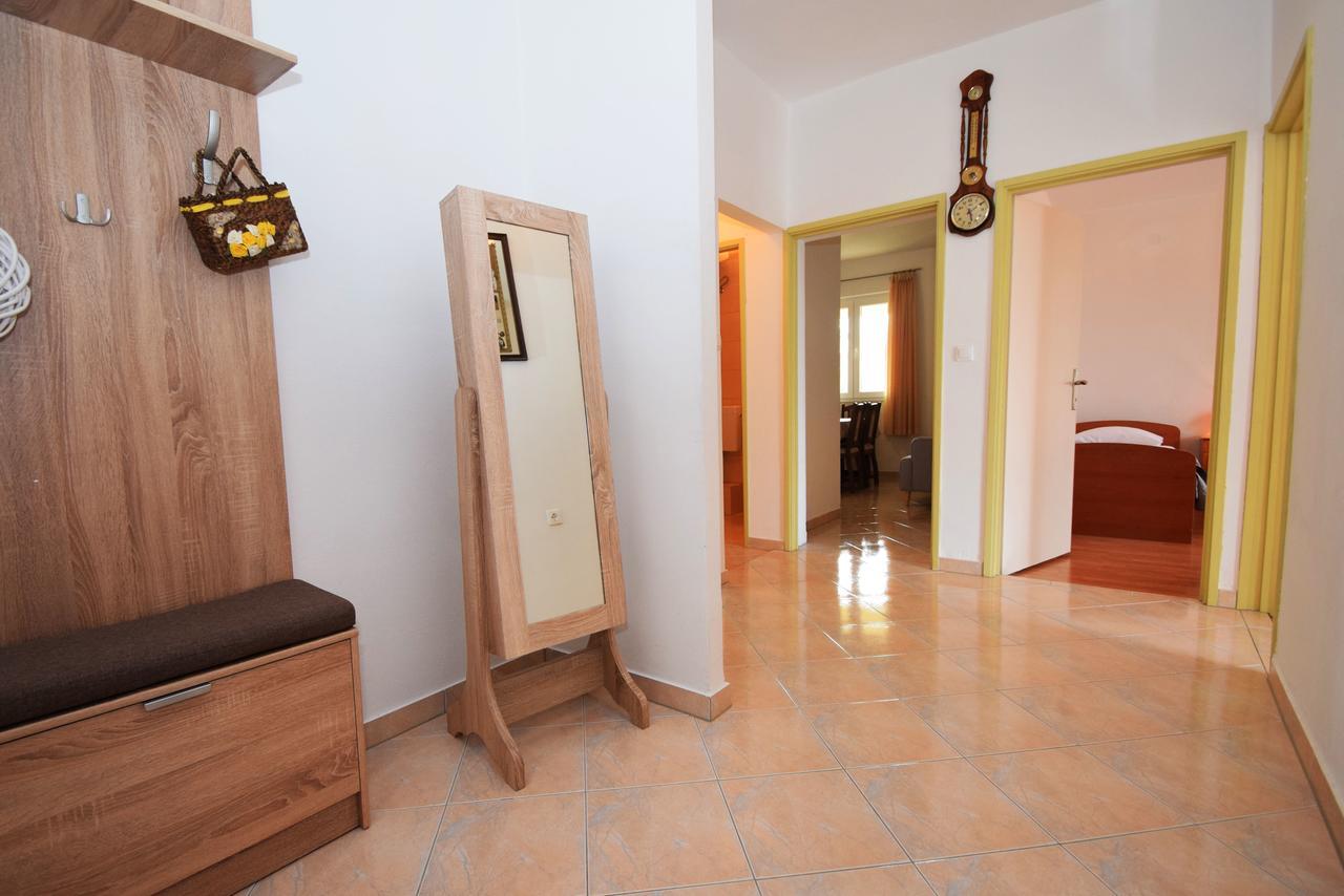 Apartment Duda Starigrad Paklenica Eksteriør billede